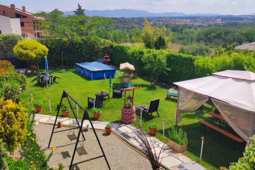 Vista alta jardín
