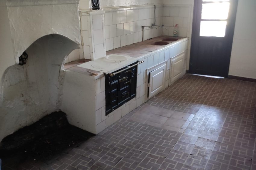 COCINA CON FUEGO TIERRA
